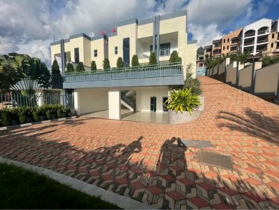House for rent in Rebero