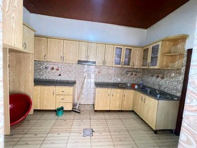 House for rent in Rebero