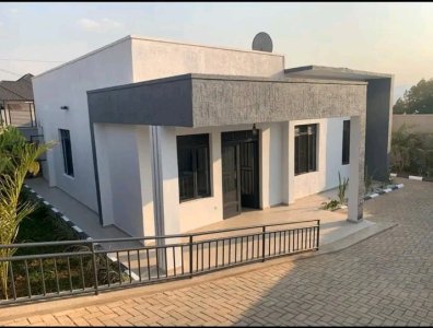 House for rent in Remera