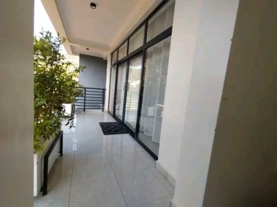 Apartment for rent in Rebero