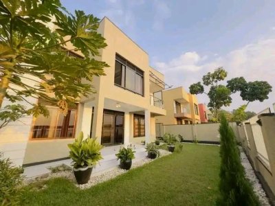 House for rent in Rebero