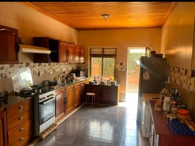 House for sale in Nyarutarama