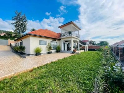 House for rent in Rebero