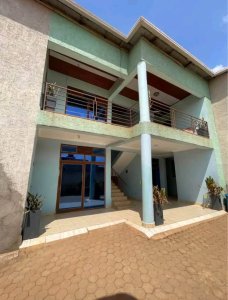Apartment for rent in Gisozi