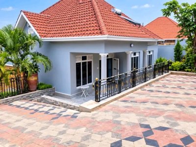House for rent in Remera