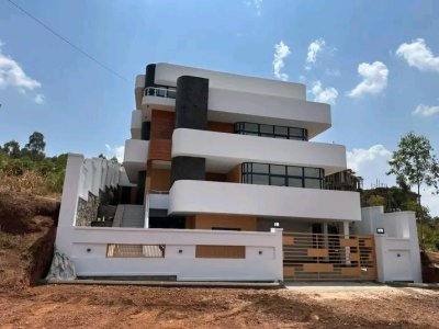 House for sale in Rebero