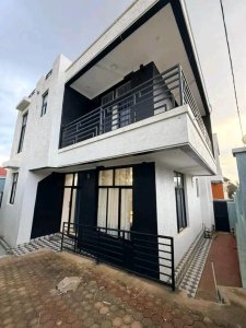 House for rent in Rebero