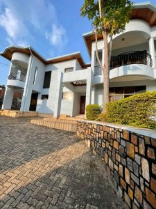 House for rent in Nyarutarama