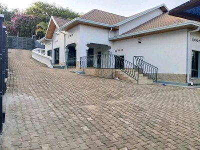 House for sale in Kimihurura Rugando