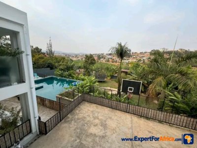 Villa for sale in Nyarutarama