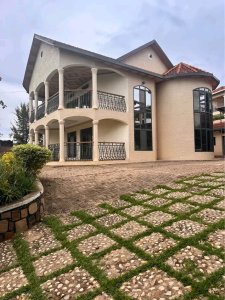 House for rent in Nyarutarama